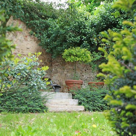 Le Montauban Bed & Breakfast เลอม็องส์ ภายนอก รูปภาพ