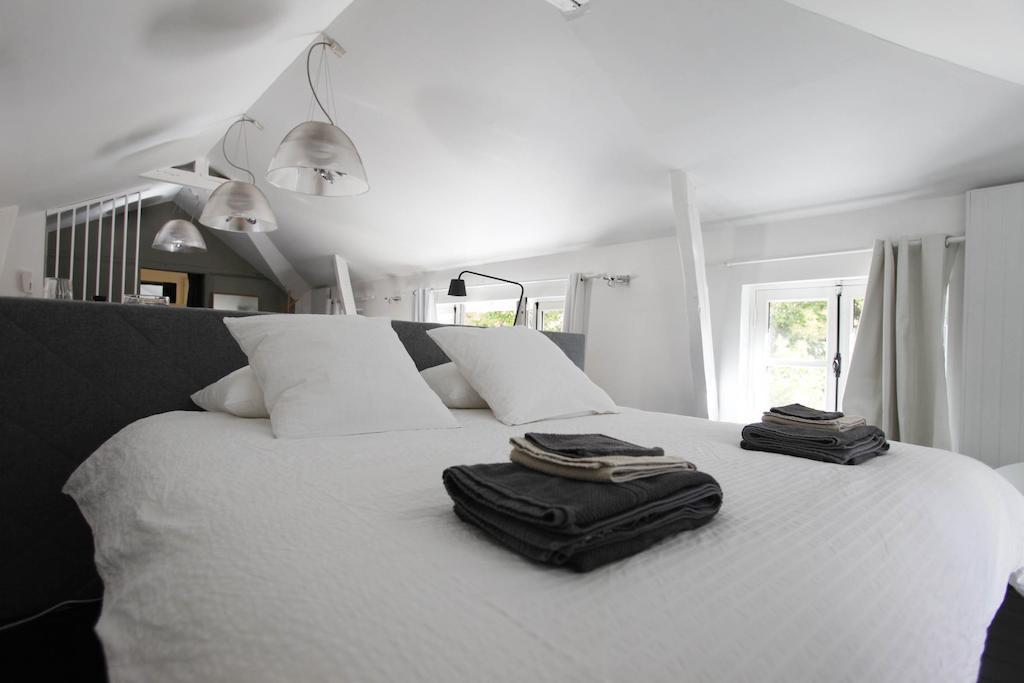 Le Montauban Bed & Breakfast เลอม็องส์ ห้อง รูปภาพ